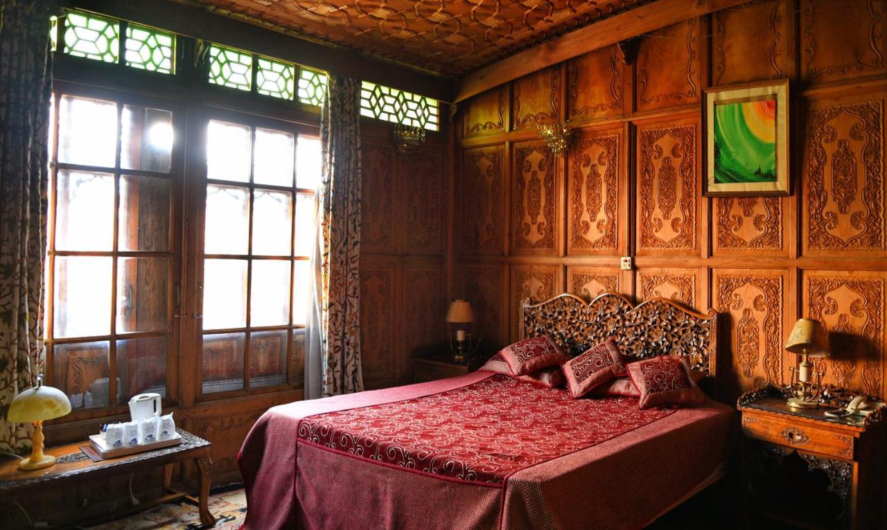De Laila House Boat By Sterling Hotel Srinagar  Bagian luar foto
