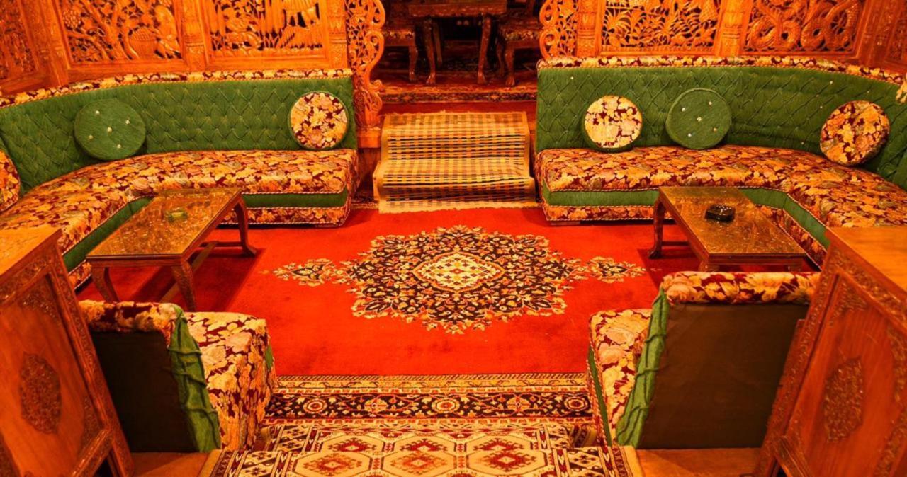 De Laila House Boat By Sterling Hotel Srinagar  Bagian luar foto